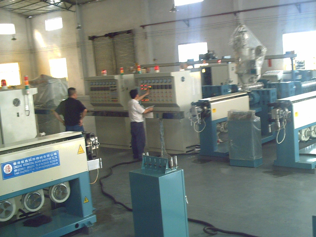 PVC Light Copper Wire Extruding Machine